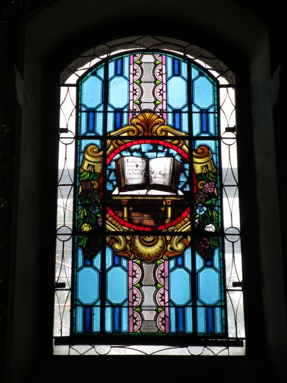 One of the stained glass windows in Iglesia de Santa Gertrudis