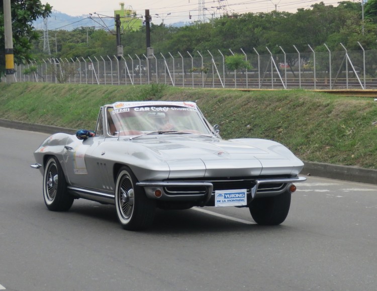 1965 Chevrolet Corvette – one of several Corvettes in the parade