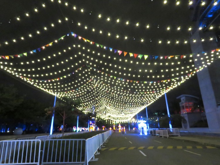 Christmas lights run over the walkways around Plaza Mayor
