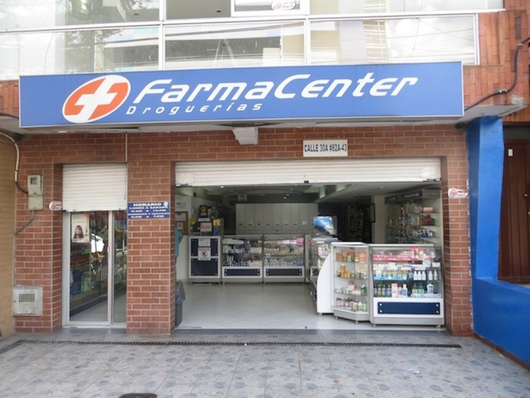 Pharmacy near Los Molinos mall