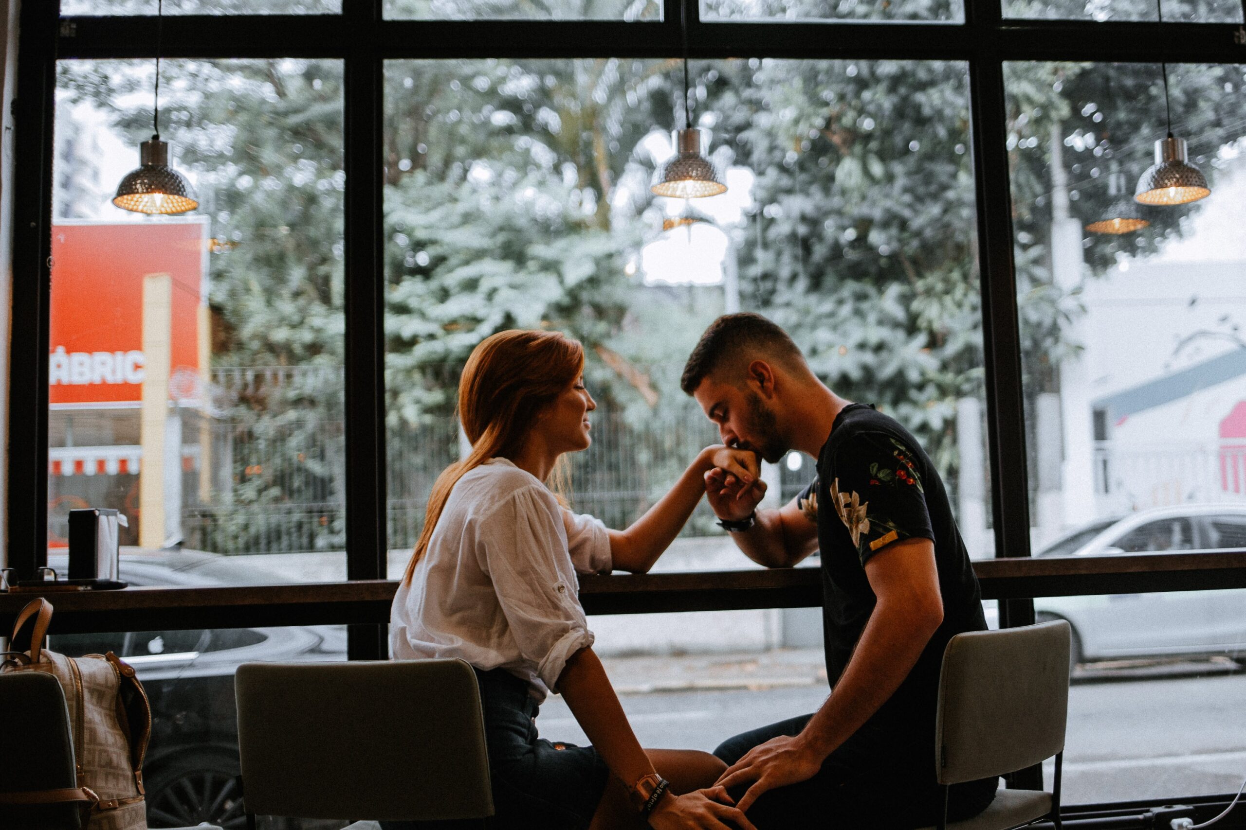 Dating Colombian Men: The Dos & Don’ts